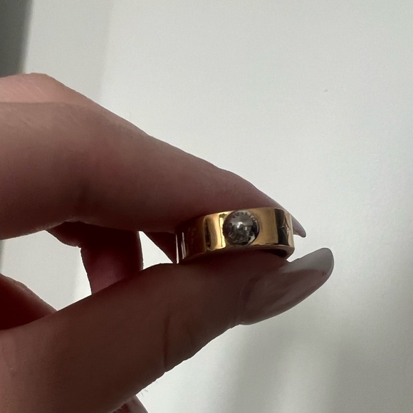 Louis Vuitton Nanogram Ring - Picture 8 of 8